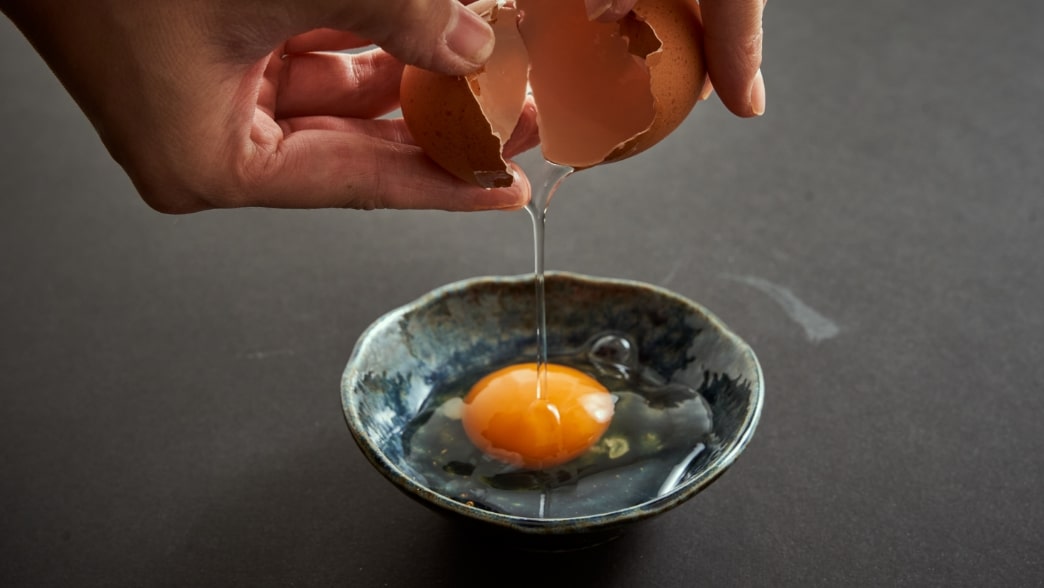 金剛山の湧水を飲んで育った新鮮な「希々花のたまご」