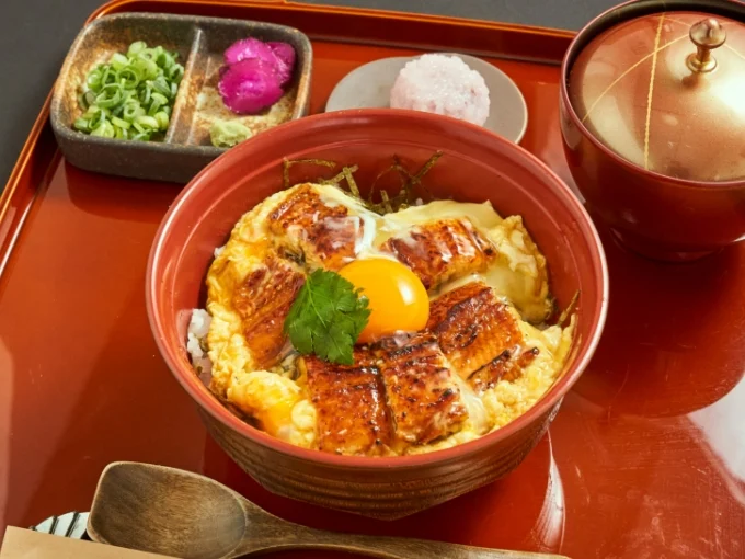 希々花　うな玉丼